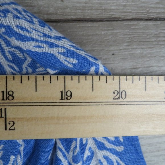 Casey Key* Women's 3/4 Sleeve V-Neck Curved Hem Sequin Pullover Blouse~ Size PXL - Picture 7 of 11